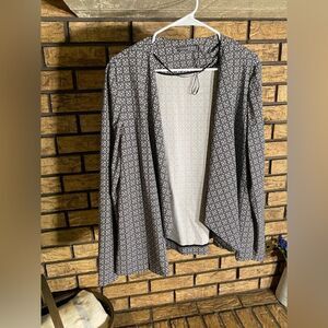Black and white‎ atmosphere cardigan